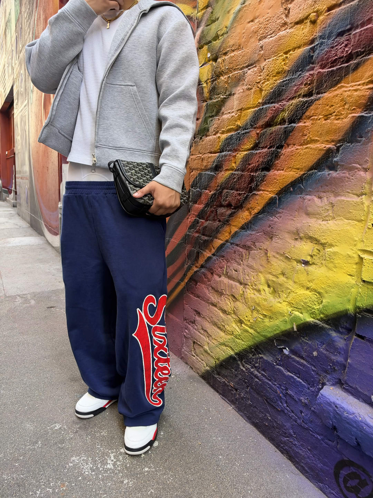 WORLD SERIES SWEATS
